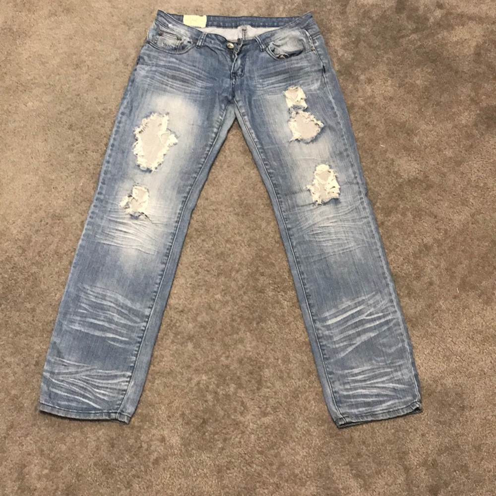 Womens Distressed Jeans